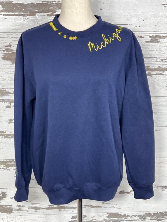 Unbranded Tops - UNBRANDED Michigan Wolverines Embroidered Crew Neck Sweatshirt Blue Sz L NWOT